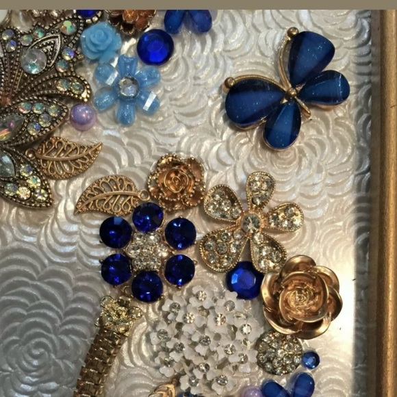 Framed Costume Jewelry Artwork - Picture 4 of 8